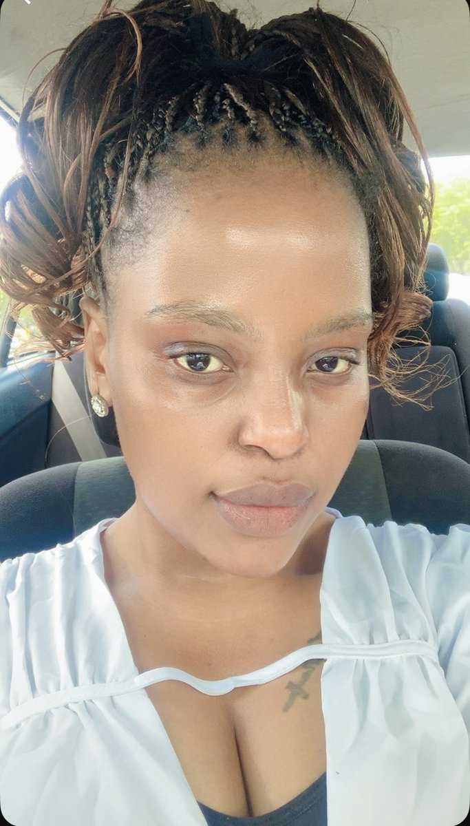 missZwanga's tweet photo. A very grown woman, I’m feeling very old 🤭🙂‍↕️ https://t.co/0hdT0gL5wE