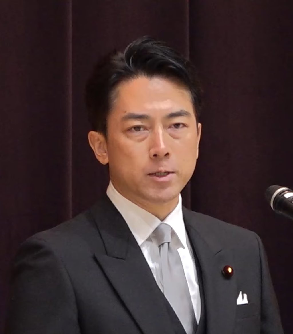 ca970008f4's tweet photo. 大臣自らが安全保障環境の現実を発信した事について

小泉防衛大臣
「今までなら領空侵犯ではないとの事で大臣自身が発信する事はなかったが、今後国民の皆さんになぜ防衛政策を強化しなければならないかご理解いただき、自衛隊の仕事の姿を見ていただくため発信方法も変えていきたい」

非常に良い。 https://t.co/me4uJEcrXD