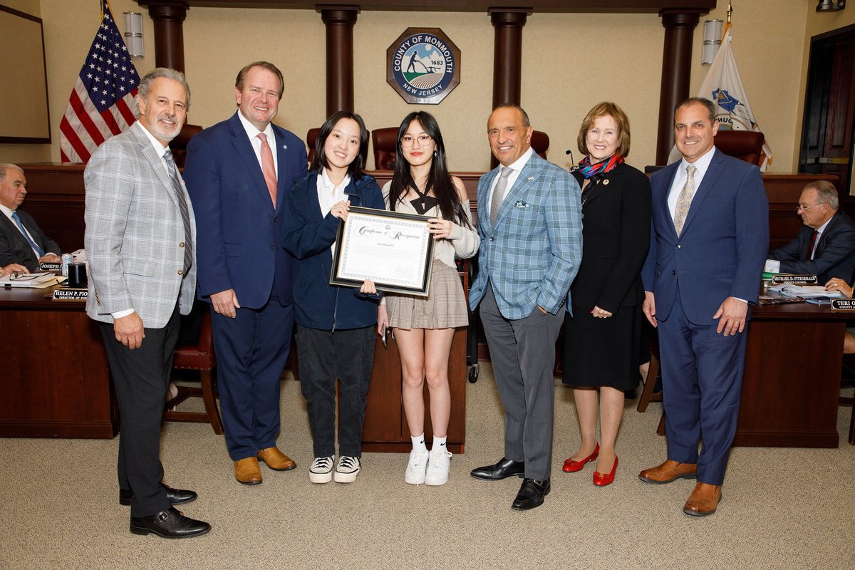 📚Proud to recognize BookBoundNJ, an org. started &amp; run by five HS students who are passionate about spreading their love of reading &amp; books to those less fortunate. They’ve collected &amp; donated over 500 books to local children’s hospitals &amp; teen shelters. Keep up the great work!