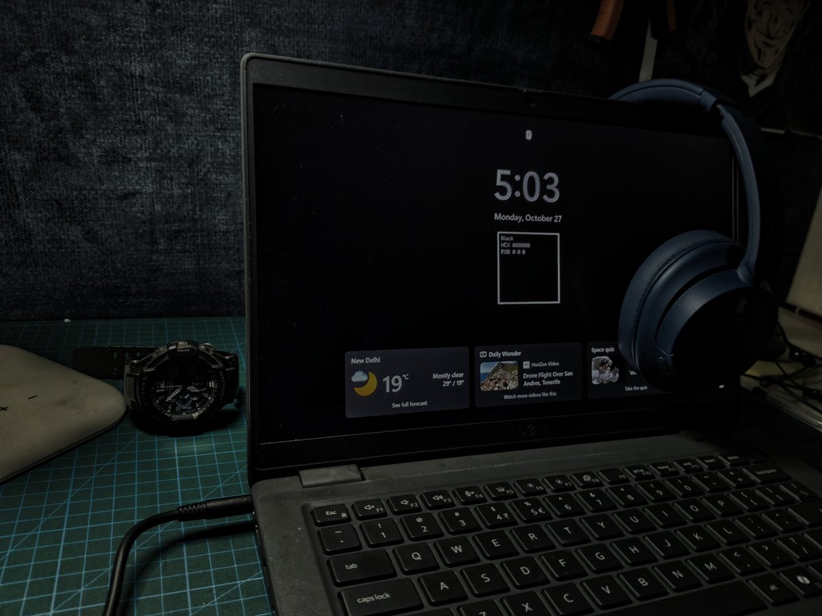 2_davinci_1's tweet image. Putting in the hours :)))
#Coding #development #CONNECT
