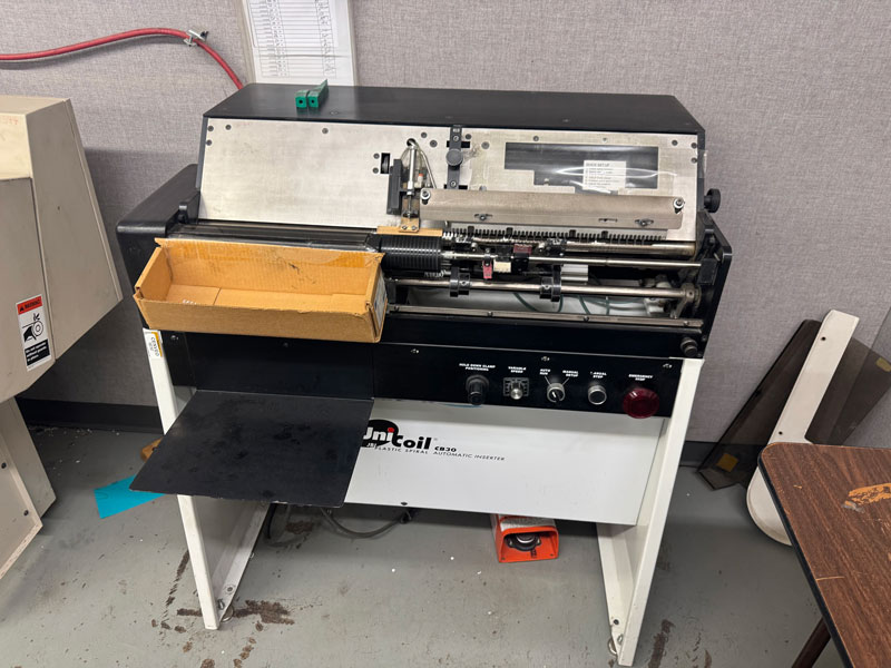 usedpresses's tweet image. ⚠️ 1998 JBL Unicoil CB30 Available ⚠️

▶️ Spiral Binder
▶️ Plastic Coils
▶️ Output: 500–600 books/hr
▶️ Coil Size: 8–20 mm

Visit 🇨🇦: ow.ly/KTpL50XhR8O 👈

Call ☎️+1 (416) 752-4488 or e-mail machines@printersparts.com

 #SpiralBinding #BookBinding #PrintFinishing