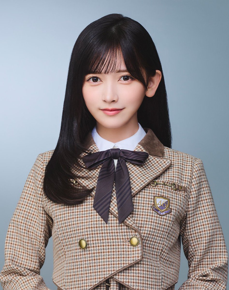 chocokokonet's tweet photo. 芸術の秋🍁🍂て感じがする🙂‍↕️
新制服可愛いー！！！ https://t.co/h0hDJacLJM