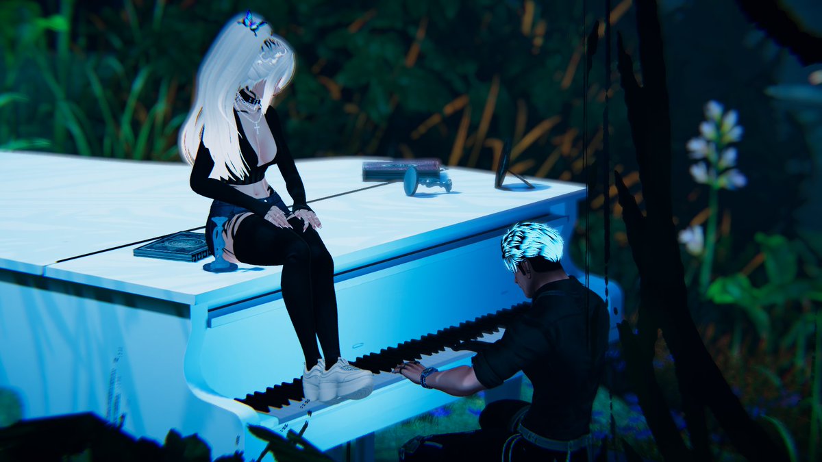 "A captivating melody, a moonlight glow, a hungry gaze."
(Pt. 1 of a collab with <a href="/marzyycat/">Marz🖤</a>)