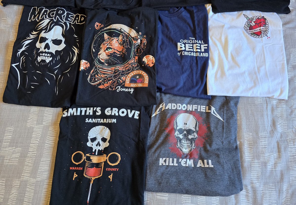 Figured Halloween week was a good time to share my t-shirt collection from the amazing <a href="/deadgoodtees/">DeadGoodTees</a> 🎃

#DeadGoodTees #MovieTees #HorrorTees #Halloween