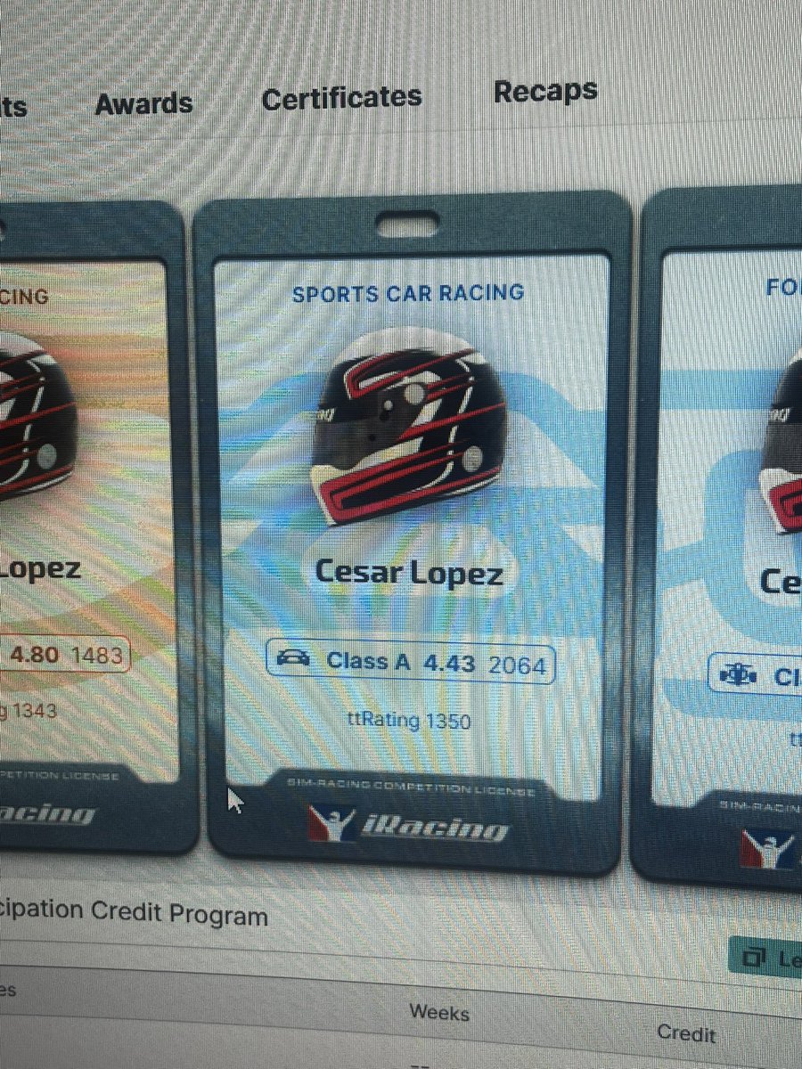 Aproximadamente hace 5 años corría mi primera carrera en este simulador, desde entonces siempre tuve como meta llegar a tener 2000+ de iRating, hoy por fin lo he logrado 🥹❤️