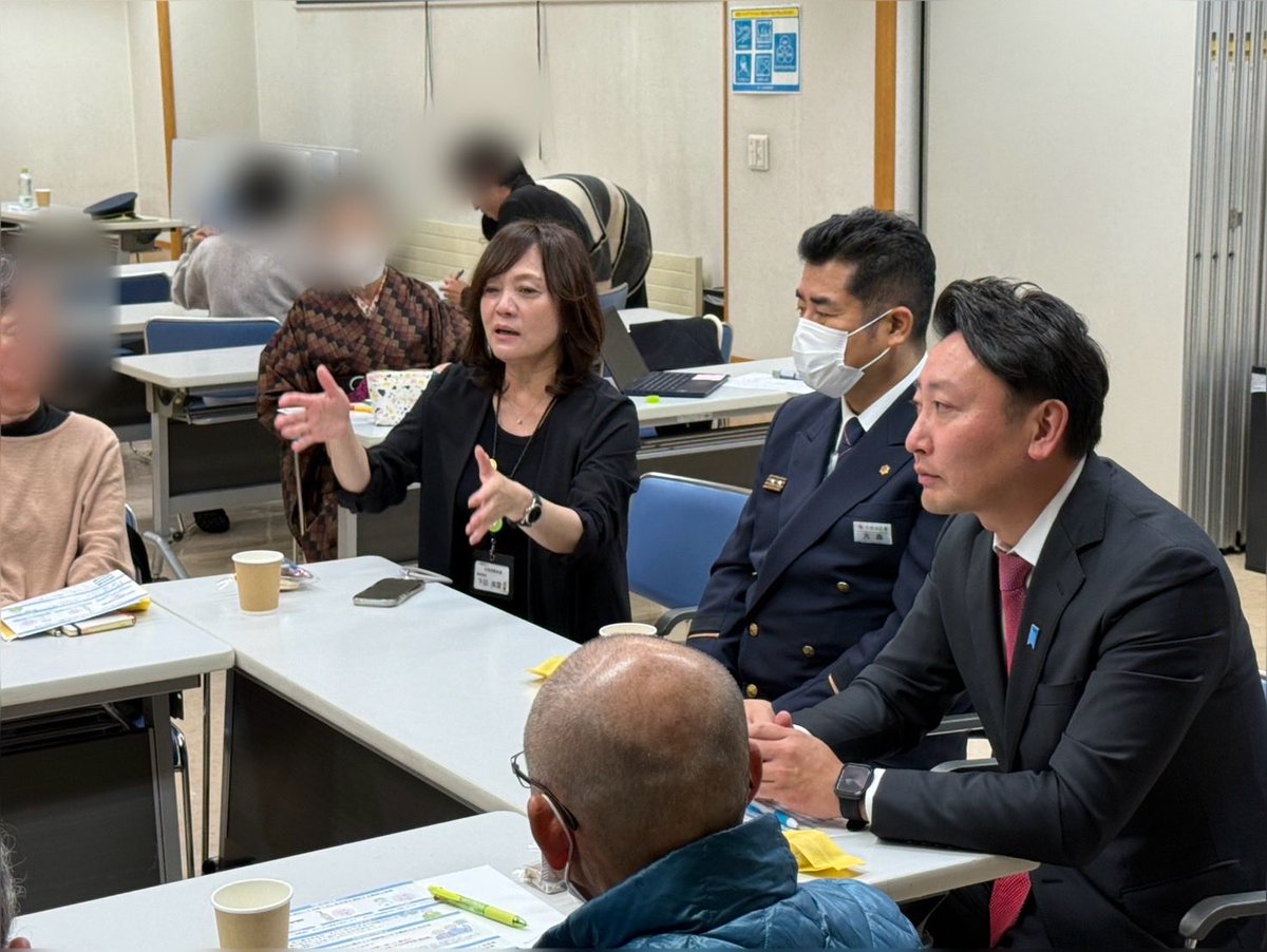 週末は麻生総合センターで行われたナルクさくらんぼ文化祭にお招き頂き出席して参りました。
ダンディー4が奏でる合唱など多くの催し物が行われ大変盛り上がっておりました！
その後は円ブリオ様の講演会へ出席。祖母の母校、藤女子大学へ。
