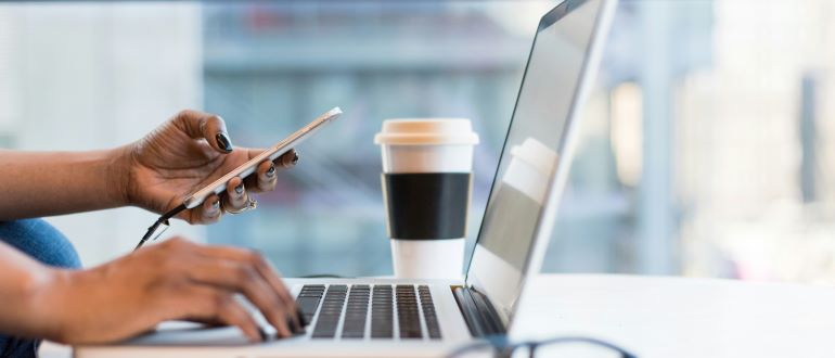 applause's tweet image. The stakes for getting #AI right are rising quickly, but traditional #SoftwareTesting doesn&apos;t map neatly to AI. You can&apos;t unit-test your way into safe, reliable systems. Learn more from Applause&apos;s Chris Monroe in his @techstrongai article. bit.ly/47kG3vn #AgenticAI