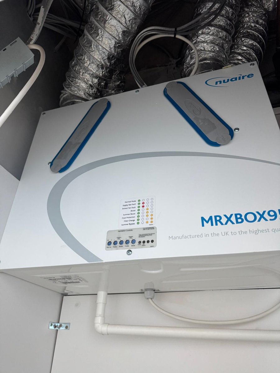 It's a simple ventilation system, but not many are  know what it does or how it operates. 
This simple guide on MVHR systems highlight its importance in homes or how it operates. 
Read our guide + book professional servicing today 👉 
buff.ly/SUiyU2B 
 #Ventilation