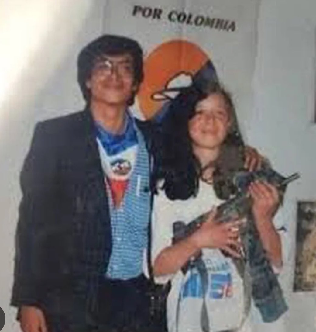LuigiParraF's tweet photo. Si eligieron esto, era evidente que iban a escoger esto también. https://t.co/yhSZJC6uoU