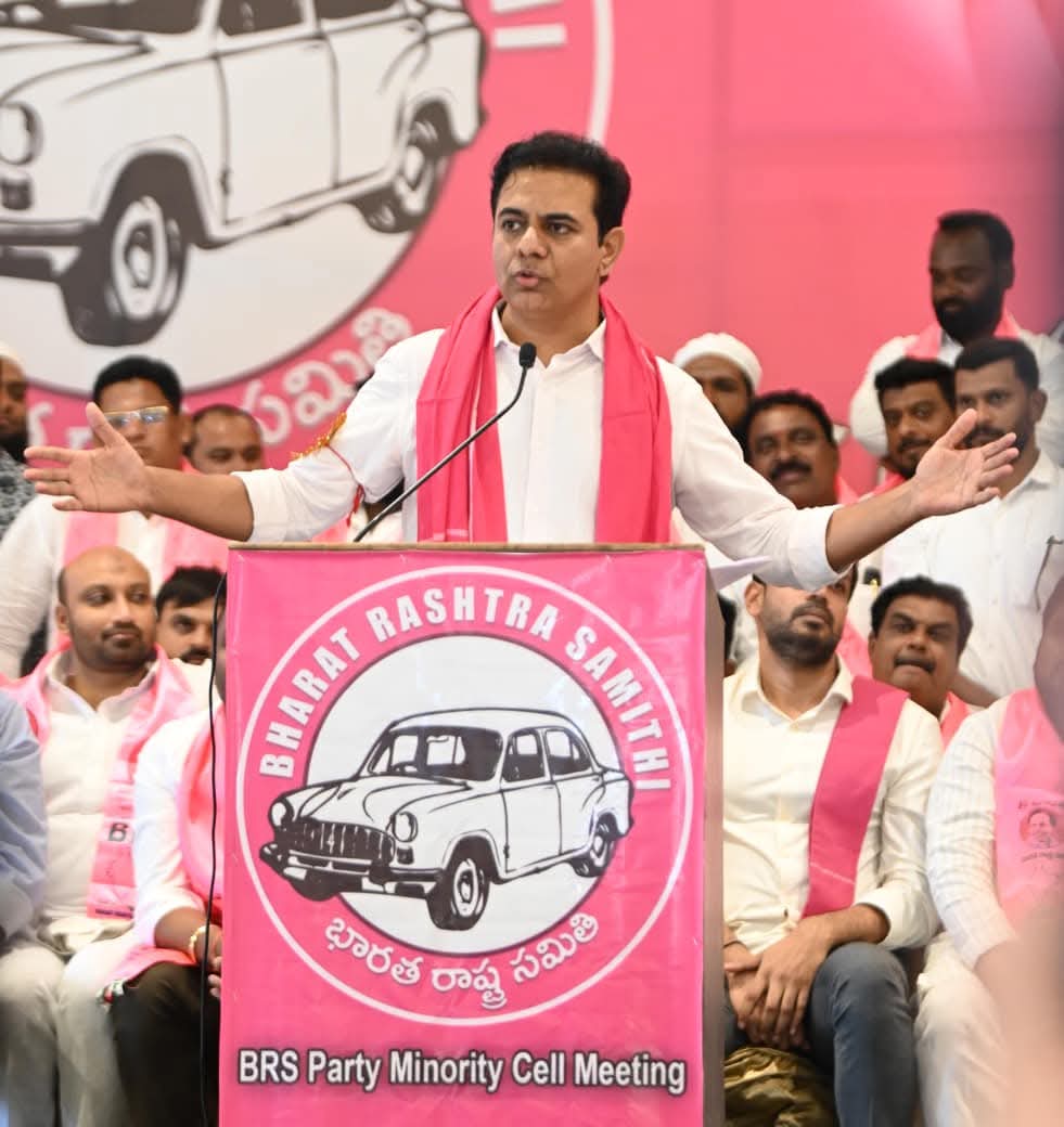 BTR_KTR's tweet image. శంషాబాద్ లో బీఆర్ఎస్ మైనార్టీ నేతలతో జరిగిన సమావేశంలో పాల్గొన్న పార్టీ వర్కింగ్ ప్రెసిడెంట్ @KTRBRS గారు.

#JubileeHillsWithBRS 
#VoteForCar
