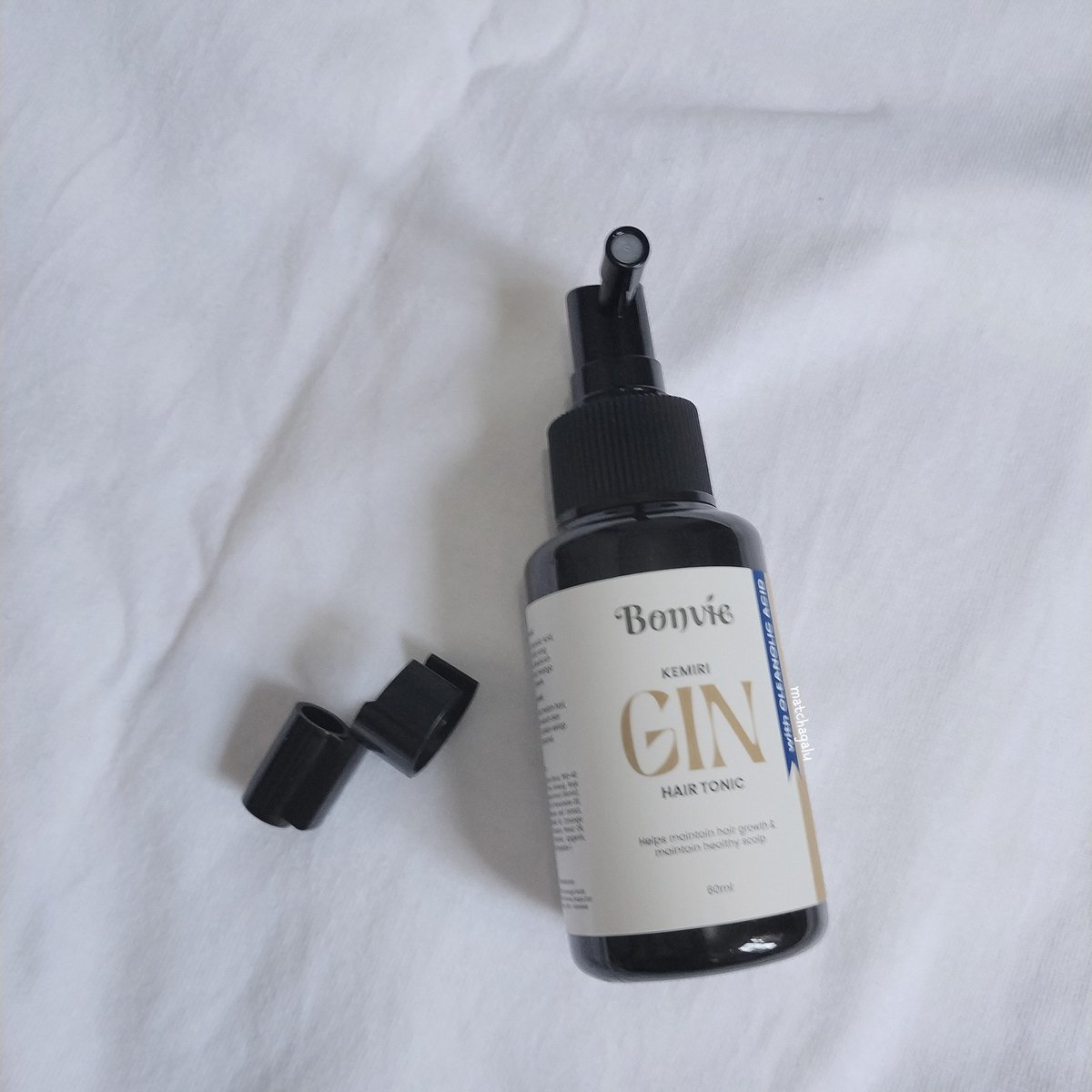 i just found a local hair care product that reduces hair loss so fast!! wish i knew about this hair tonic earlier... 🥲