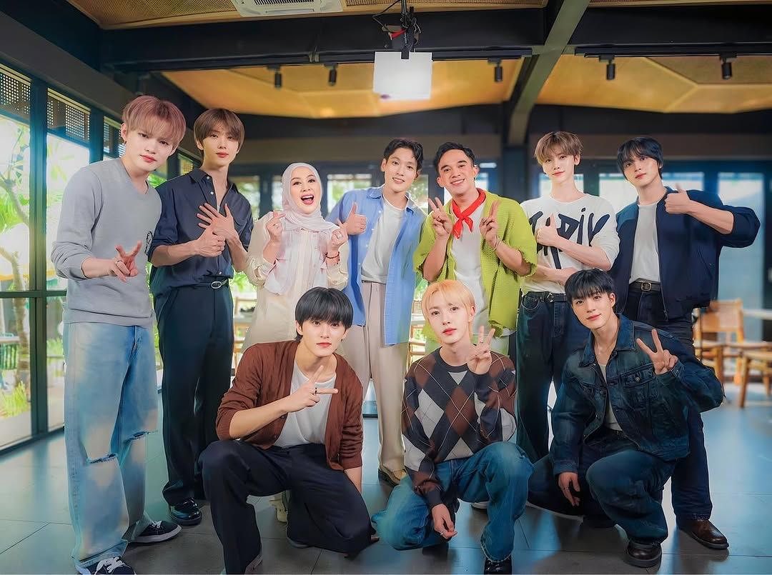 Najaeming's tweet image. @ bikinlapertranstv thank you for feeding us so well today. 😋💚 everything was so good I’m still thinking about it (seriously, I might dream about the food tonight 🍜) had such a fun time!! let’s eat together again soon, okay?