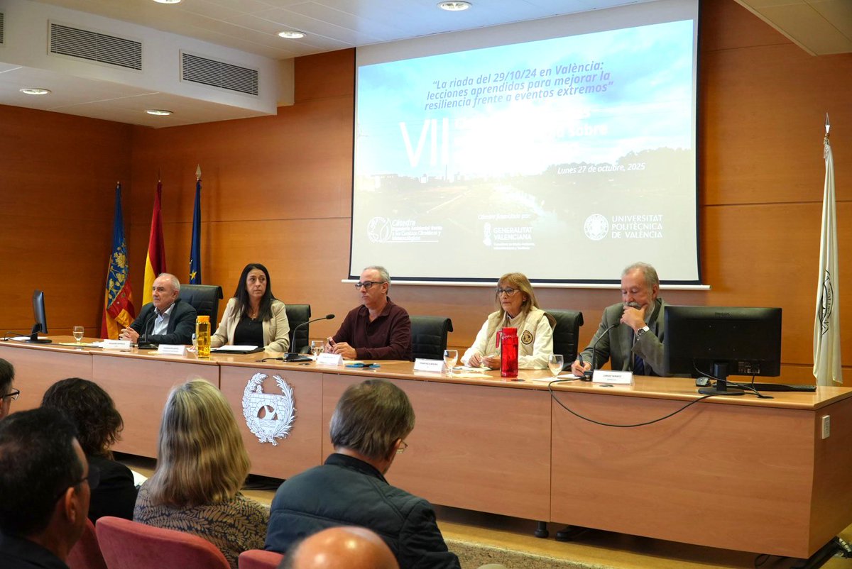 Cátedra de Cambio Climático tweet media