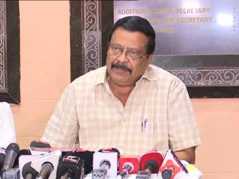 otvkhabar's tweet photo. #୮_ଜିଲ୍ଲାରେ_୧୪୪୫_ରିଲିଫ୍_ସେଣ୍ଟର
-ପ୍ରଭାବିତ ହେବାକୁ ଥିବା ୮ ଜିଲ୍ଲାରେ ୧୪୪୫ ରିଲିଫ ସେଣ୍ଟର
-ଗଞ୍ଜାମ ଜିଲ୍ଲାରେ ସର୍ବାଧିକ ୧୦୨୯ ରିଲିଫ ସେଣ୍ଟର
-ପ୍ରେସମିଟ୍ରେ ସୂଚନା ଦେଲେ ବିପର୍ଯ୍ୟୟ ପରିଚାଳନା ମନ୍ତ୍ରୀ
-୧୫ ଶହ ଆସନ୍ନ ପ୍ରସବାଙ୍କୁ ସ୍ଥାନାନ୍ତରିତ କରାଯାଇ ସାରିଲାଣି
#Cyclone #ReliefCenter #Affected #District #OTV https://t.co/ezL2voVoP4