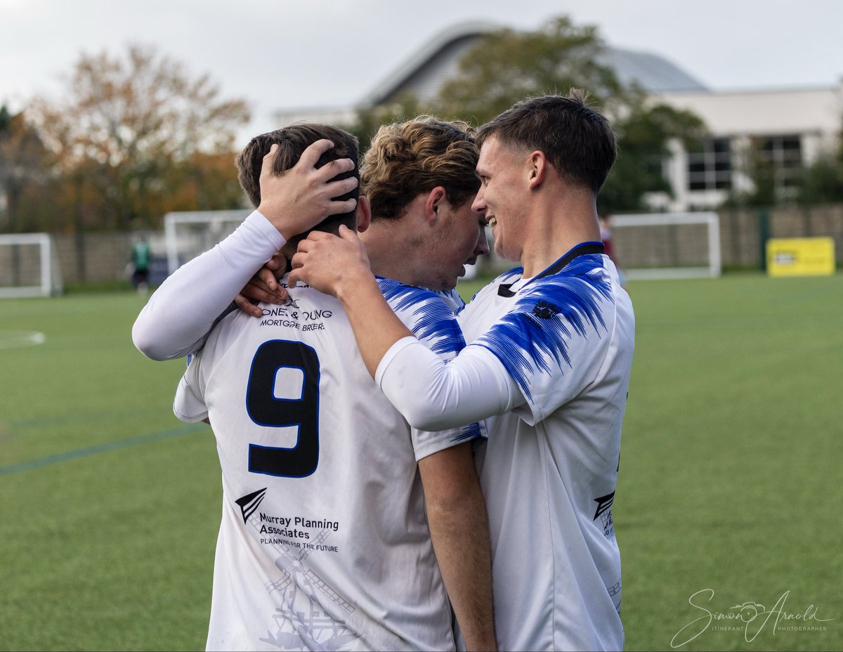 clanfieldfc's tweet photo. 🔵⚫️𝗧𝗛𝗜𝗦 𝗪𝗘𝗘𝗞🔵⚫️-

A plethora of games to tell you about this week and we start with the first team, who host Newport IOW on Saturday.

🆚 @Newport_IW_FC 
🏆 Wessex Football League
📅 Saturday
🕒 15:00
📍 Westleigh Park
🚗 PO9 5TH
🎟 £6 (£4)
📖 Programme Online https://t.co/S1E3DXfiTk