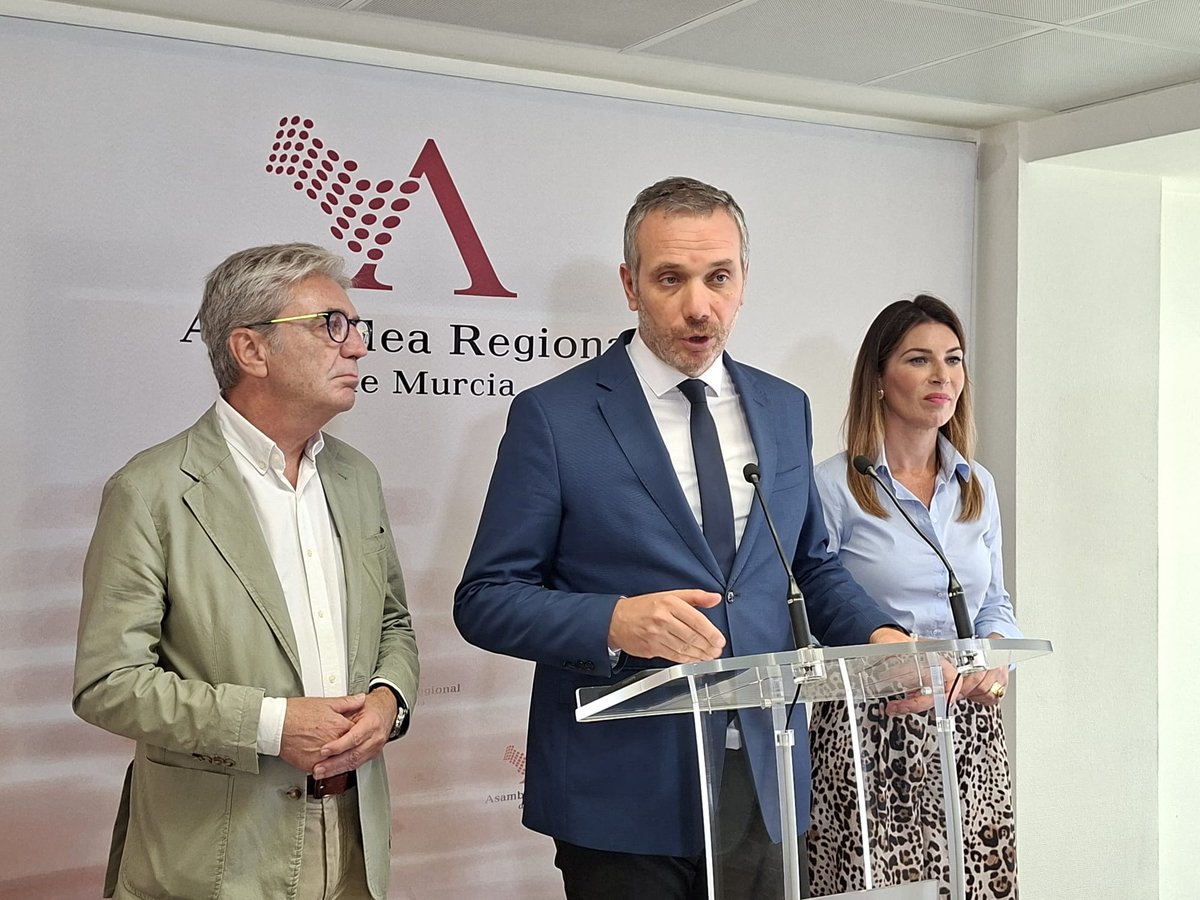 🔴🟢La pinza PSOE-Vox impone en la Asamblea su estrategia contra el <a href="/ppopular/">Partido Popular</a> y rompe la proporcionalidad surgida de las urnas

🤔Como consecuencia de ese pacto, Podemos, con dos diputados, podrá presentar las mismas iniciativas que el PP, que tiene 21

🔗ppregiondemurcia.es/noticia?id=2855