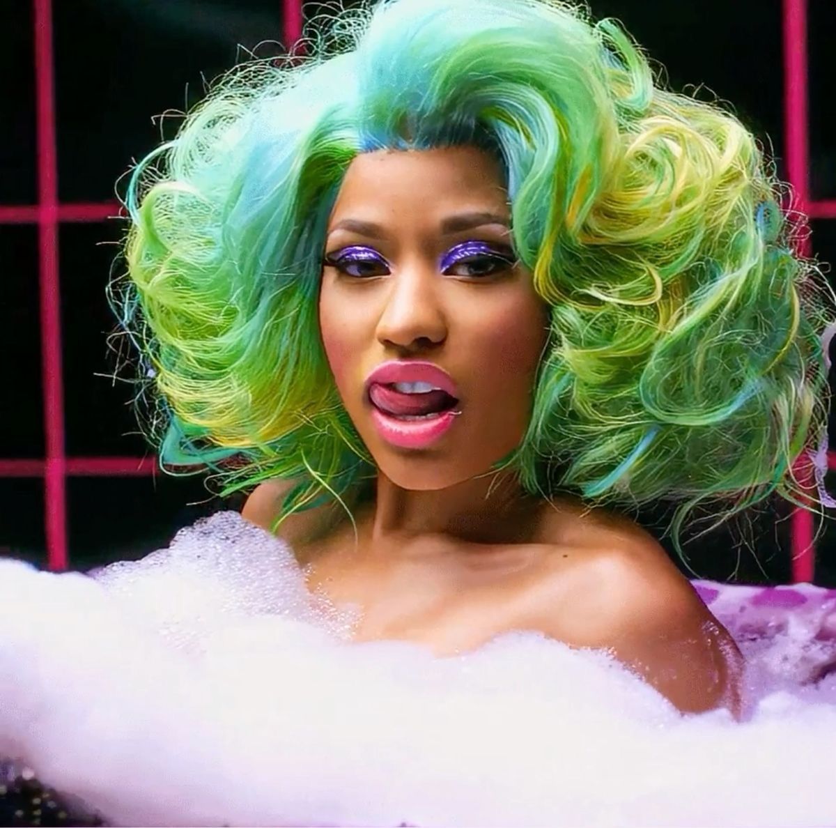 Hourly Minaj (@hourlynm) on Twitter photo 