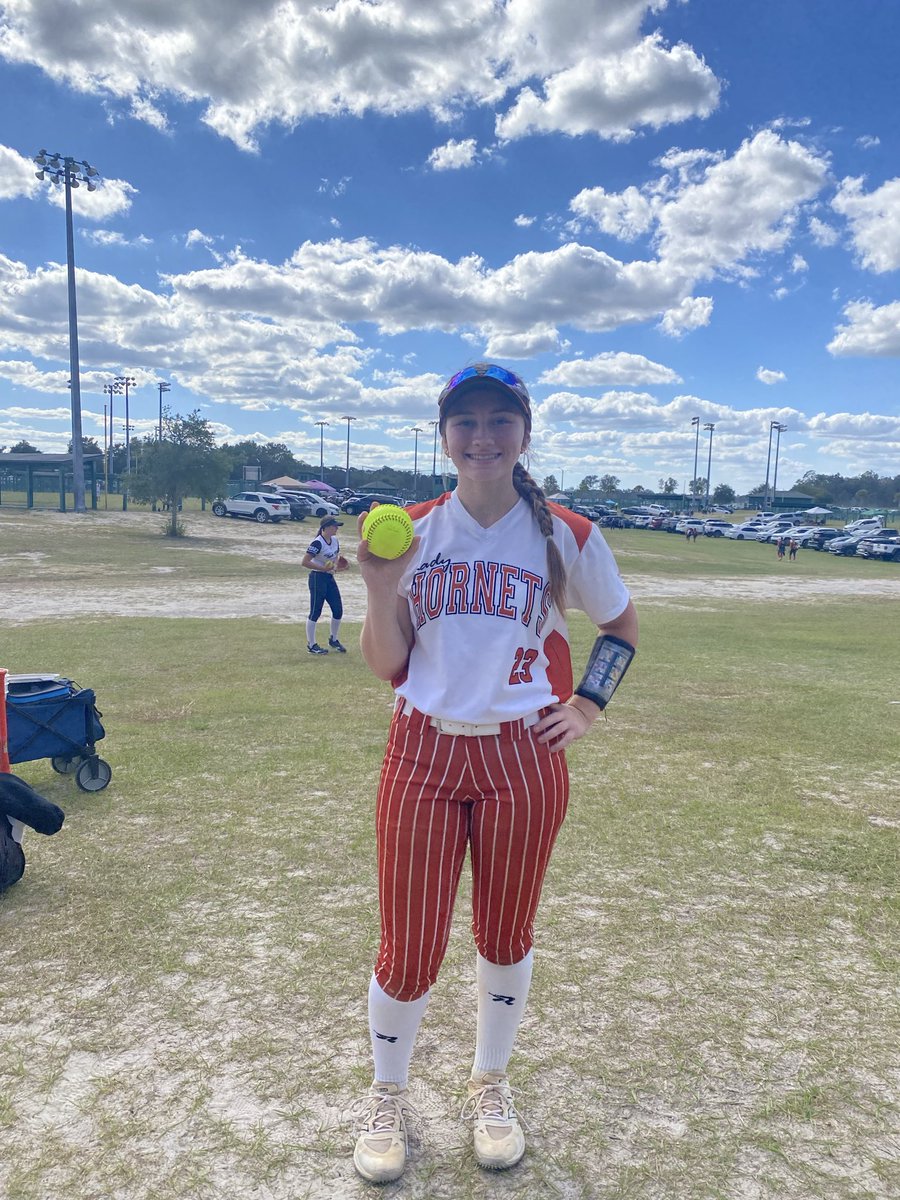 Hornets08_Plank's tweet image. Shoutout to our 2 power hitting catchers @23_Kaileigh_T @wilson_hope2027. Huge bombs this weekend and KT with a Grand Slam in game 1 to #setthepace