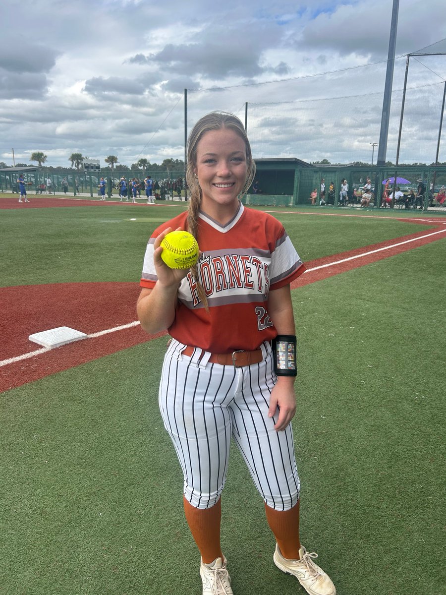 Hornets08_Plank's tweet image. Shoutout to our 2 power hitting catchers @23_Kaileigh_T @wilson_hope2027. Huge bombs this weekend and KT with a Grand Slam in game 1 to #setthepace