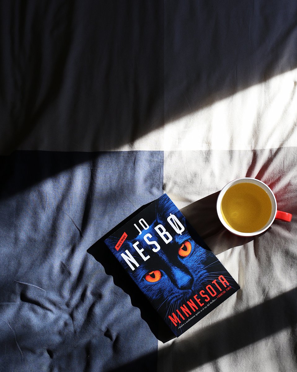 «El prolífico escritor se saca de la manga una historia trepidante de esas que no puedes dejar de leer hasta la última página».

✍️ Cesc Atero, <a href="/negraymortal/">Negra y Mortal</a>.
🔗 soynegraymortal.com/minnesota-jo-n…