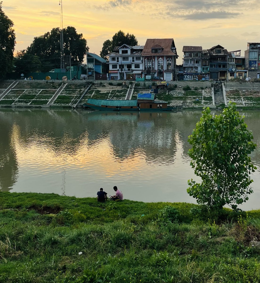 tweetbyfurkan's tweet image. Go gallery when you are bored . Go different when you are stuck . Go extra mile when you achieve something . Photos from the Kashmir