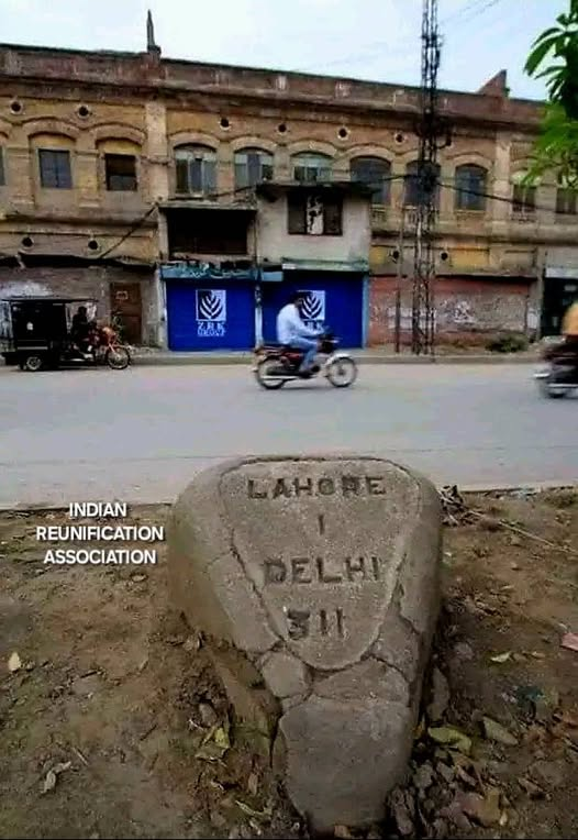 mkatju's tweet photo. Spotted near Lahore this morning.
Such milestones will be reinstated.
Join Indian Reunification Association to create a tidal wave in favour of this noble historical endeavour, which is bound to succeed ( as India, Pakistan & Bangladesh are really one nation ), to reunite India under a secular government, and undo the British swindle of 1947 called Partition, which was on the basis of the bogus 2 nation theory, which resulted in a million brutal killings & millions being displaced, and due to which we are still suffering.
To join us contact the Chairman of IRA Indervansh Chadha ( who lives in Jalandhar, Punjab ) at harindrealtors@gmail.com, or the Gen Secy Dr Arshi Malik ( who lives in Aligarh, UP ) at arshimalik@gmail.com