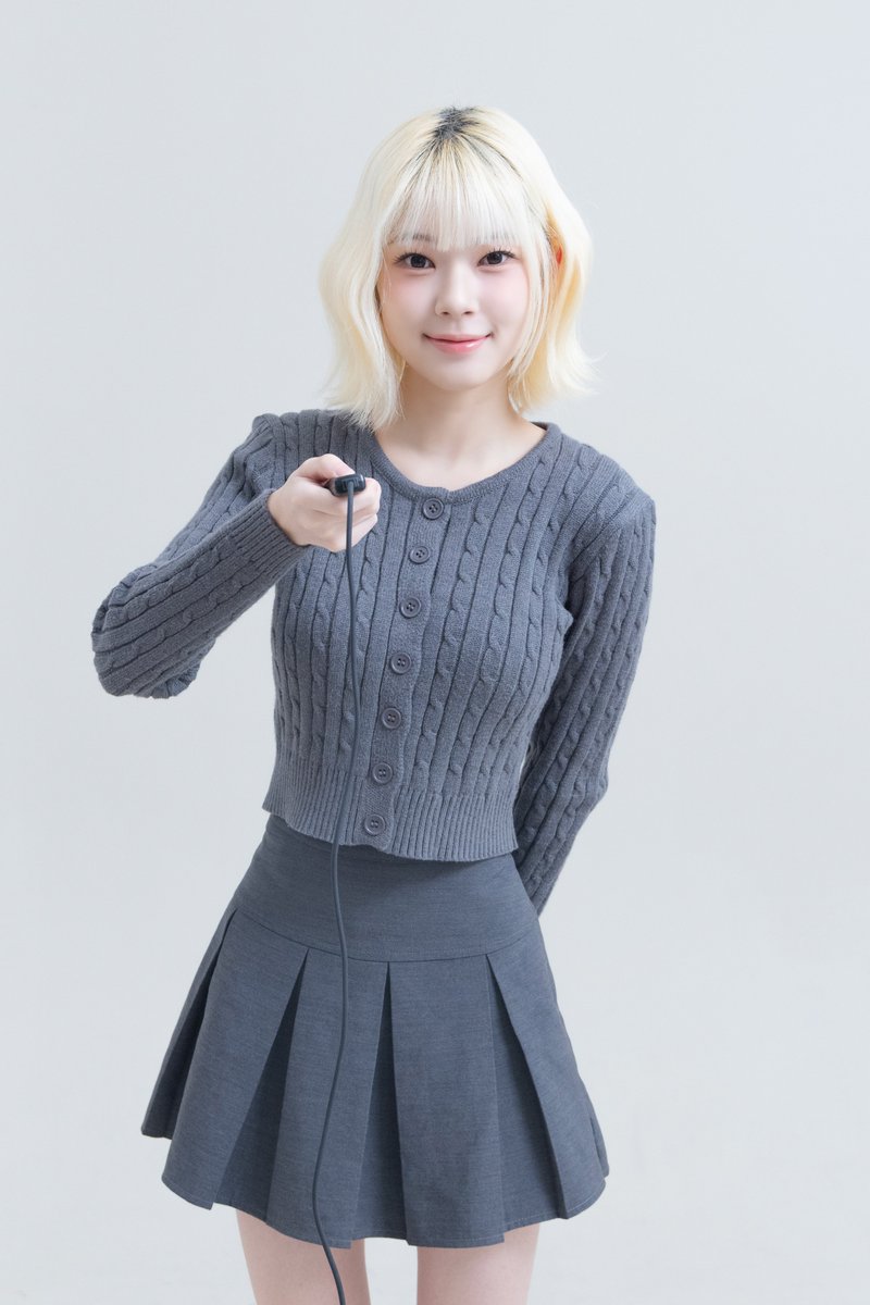 UNIS_offcl_JP's tweet photo. ／
🎉HAPPY KOTOKO B-DAY🎉
＼

18歳のお誕生日おめでとう！

#UNIS #유니스 #ユニス 
#KOTOKO #코토코 #コトコ
#HAPPY_KOTOKO_DAY https://t.co/ULUBUfFYi8