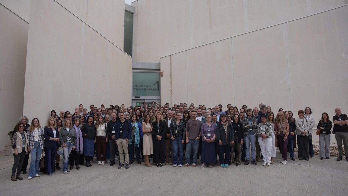 Los informadores de salud han reflexionado en #Zaragoza sobre desmantelamiento institucional de las medidas de Trump y el tsunami de desinformación existente en el contexto actual y piden reforzar el compromiso científico. #ANIS2025 

ℹ️ n9.cl/pm2p1