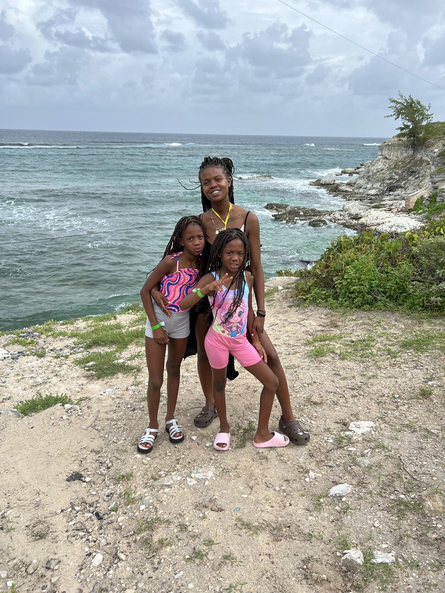 Beauty Escape Bestieee💆🏾‍♀️💆🏾‍♂️ tweet media