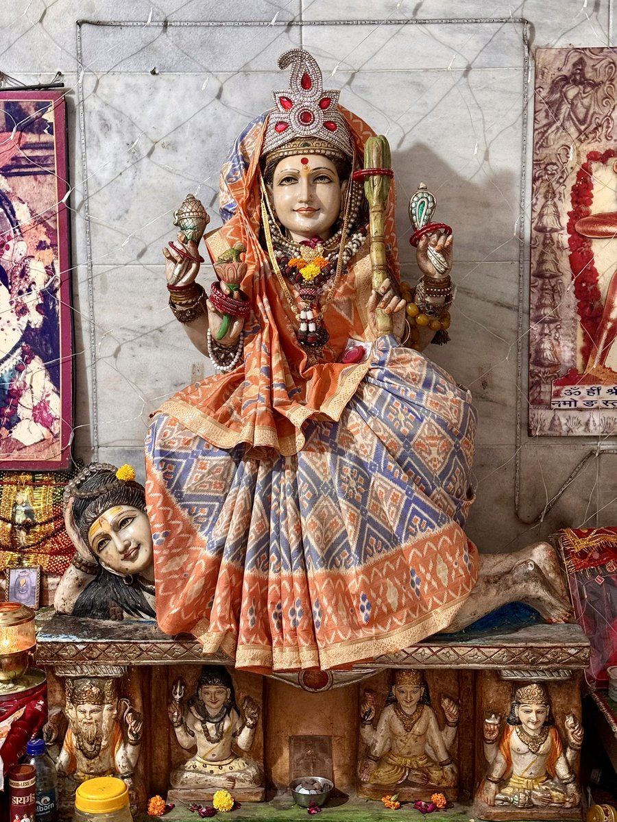 #ChhathPuja Darshan of Maa Raj Rajeshwari Lalita Tripur Sundari
🔱