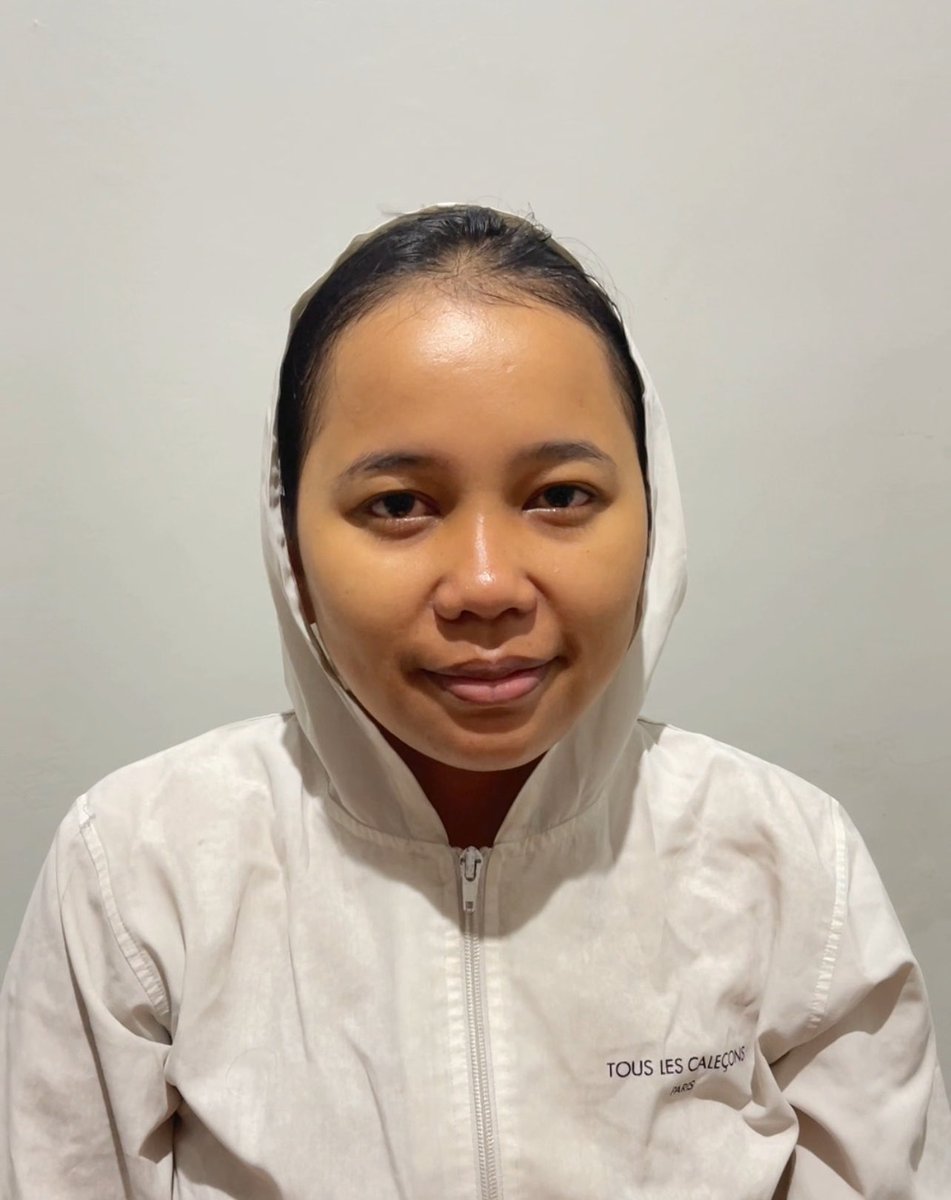 Tukang dempule mbladus ora popo. Sik penting sing didempuli kinyis”😻

(Btw ini memberanikan diri untuk ambil job mekap unduh mantu)