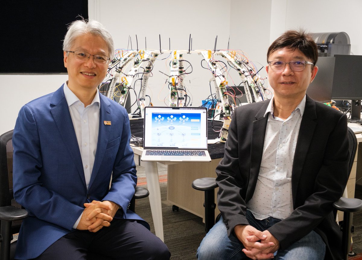 NTUsg's tweet image. #GreenComputing reaches new heights: #NTUsg researchers are shooting for the stars with a bold idea: carbon-neutral data centres in space, powered by endless solar energy and cooled by the vacuum of space. Published in Nature Electronics, the study is led by Prof Wen Yonggang,…