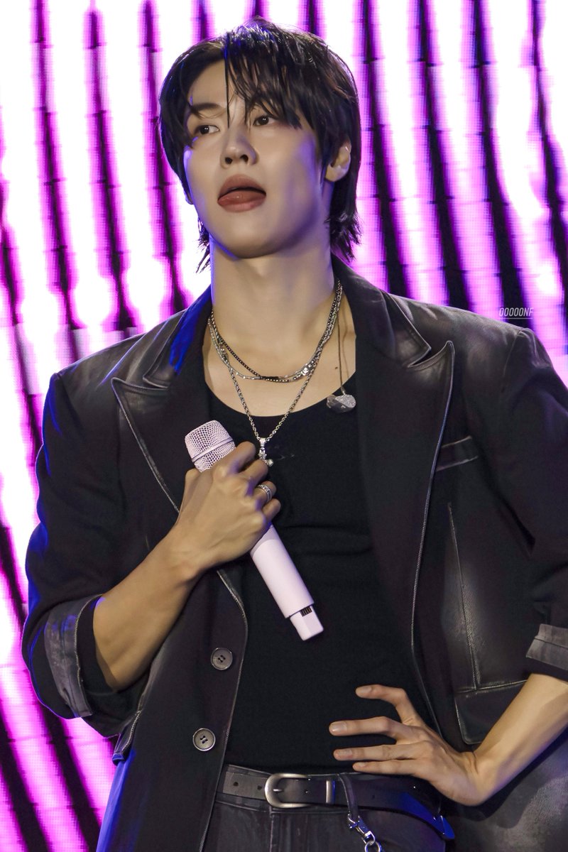 ooooonf's tweet photo. 251025 블랙뮤직페스티벌 BMF

😇😇

#엔플라잉 #nflying #이승협 #LeeSeungHyub https://t.co/T1lBvYtrSl