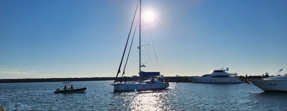 IA_SportsAdvntr's tweet image. Samudra Pradakshina — Courage Beyond Borders

From the Gateway of India to the Port of Fremantle, IASV Triveni sails proudly under the banner of #SamudraPradakshina!
A voyage of courage, endurance &amp;amp; unity symbolising #TriService integration on the high seas.

Received by Consul…