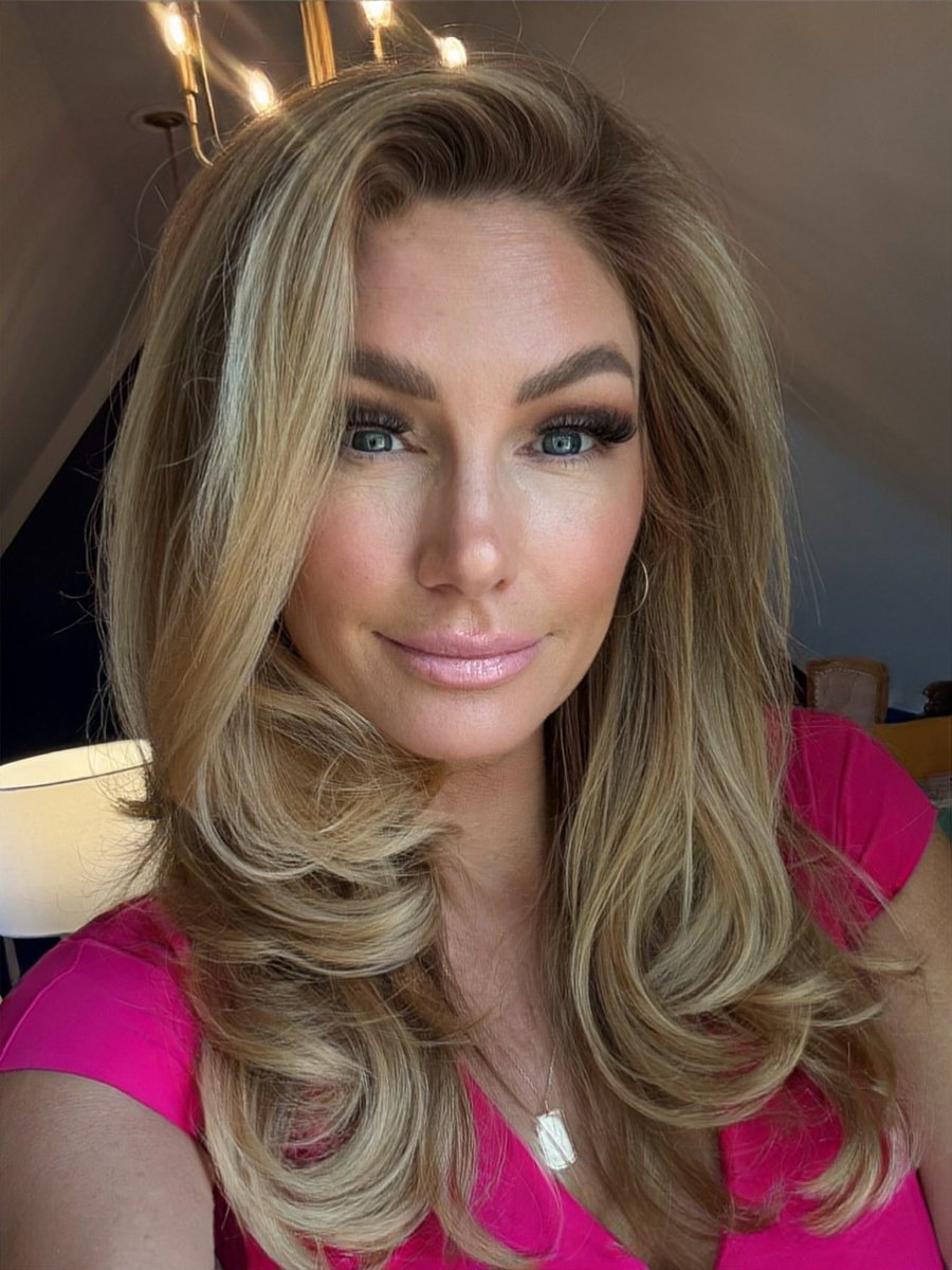 BrandenRoderick's tweet image. 🏒😜 Why don’t hockey players get invited to parties?
They’re always skating on thin ice! 🧊🎉😂

Happy Monday! 🩷