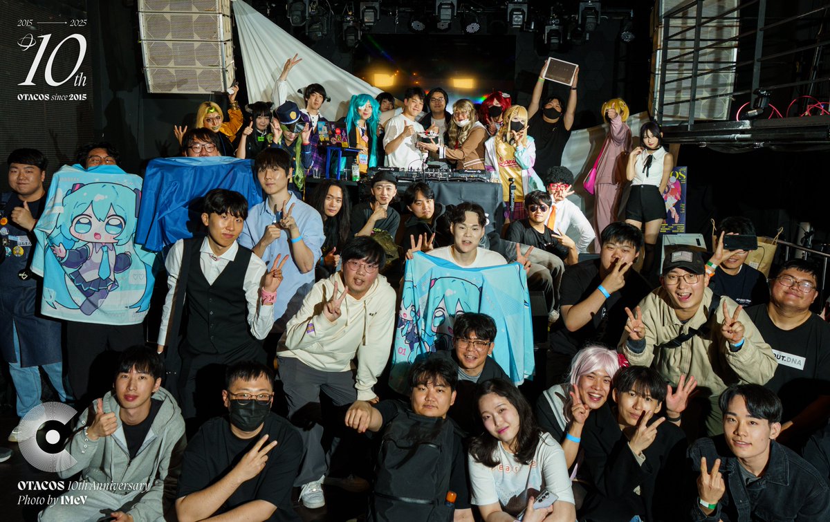#오타코스 10주년🎃할로윈 파티, 성황리에 종료했습니다!
즐겨주시고 응원해주신 모든 분들께 정말 감사드려요🙏

플로어를 가득 메워주신 엄청난 열기에 출연진과 스태프 모두 감동했답니다🥹💕

내년에 또 만나요! 해피 할로윈~🥳

#OTACOS 🤝 <a href="/presents_msfarm/">버섯농장</a> <a href="/mugenshoujyo/">無限少女 무한소녀</a> <a href="/Team_HoShiZorA/">HoShiZorA</a>