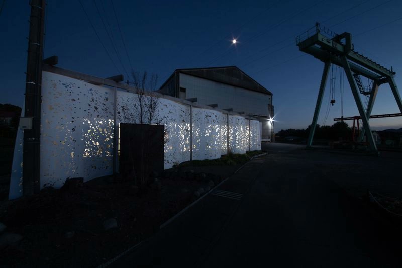tecture1's tweet image. 【空間と富士の空気と繋ぎ、移ろう光の粒で満たしたオフィス】
mag.tecture.jp/project/202312…
富士の裾庭 / 風景研究所 
#TECTUREMAG過去記事 
#TECTUREMAGDIGOUT
Photographs: Naoki Masumoto