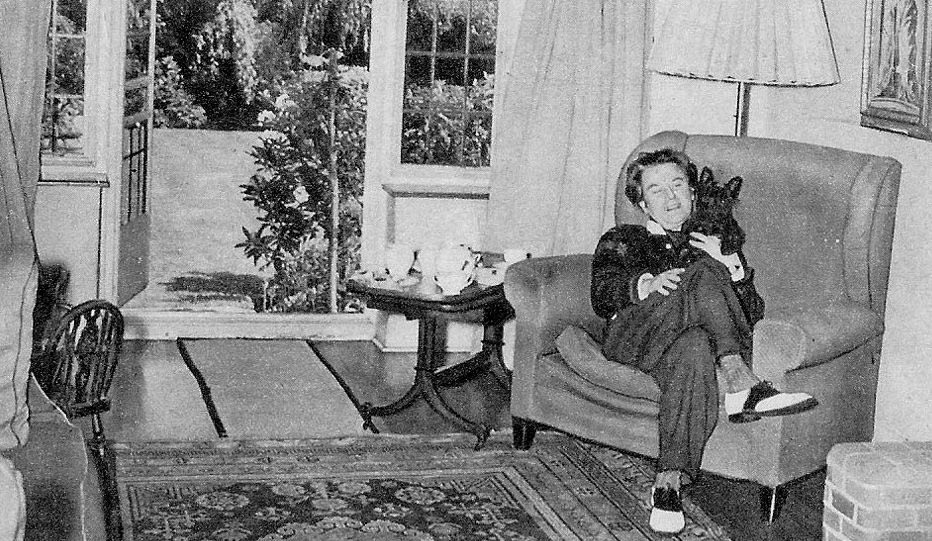daria (@corleonedaria) on Twitter photo Anton Walbrook picture of the day: Anton at home during filming of ‘The Queen of Spades’, 1949 Anton Walbrook picture of the day: Anton at home during filming of ‘The Queen of Spades’, 1949