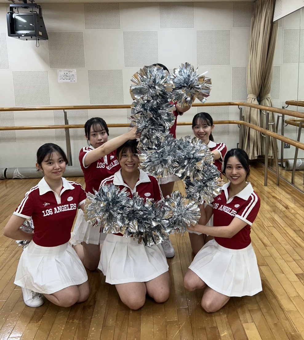 dance_HUSM's tweet photo. 💃医大祭カウントダウン🕺
 ＼本番まであと5日／

今日はチアの皆さんです🌈 笑顔とパワー全開のパフォーマンスで会場を盛り上げます💘 元気いっぱいのステージをぜひお楽しみに✨ https://t.co/DSFGZ1eaFd