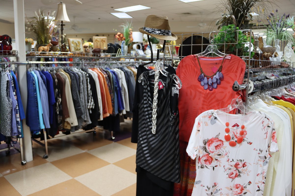 Style meets purpose at the Sun Health Resale Shop! 💕

Discover gently loved fashion, home décor, and unique finds — all while supporting health and wellness programs that make a difference in our community.

👜 Every item has a story. Come find yours!