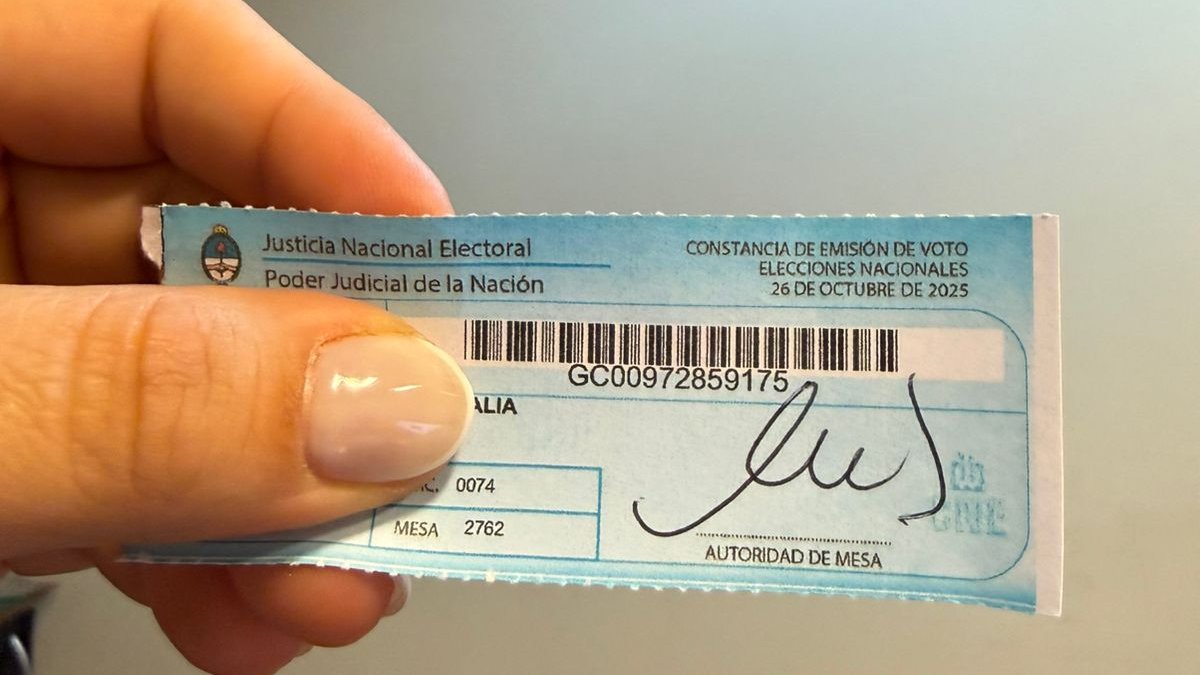 solcisrod's tweet photo. Qué lindo que es votar!!!!!!! Ahora, a crecer juntos, con diálogo y consensos, para que las reformas que necesitamos se concreten y el talento argentino y nuestra industria puedan desplegar todo su potencial https://t.co/6XWZ7y0wVP