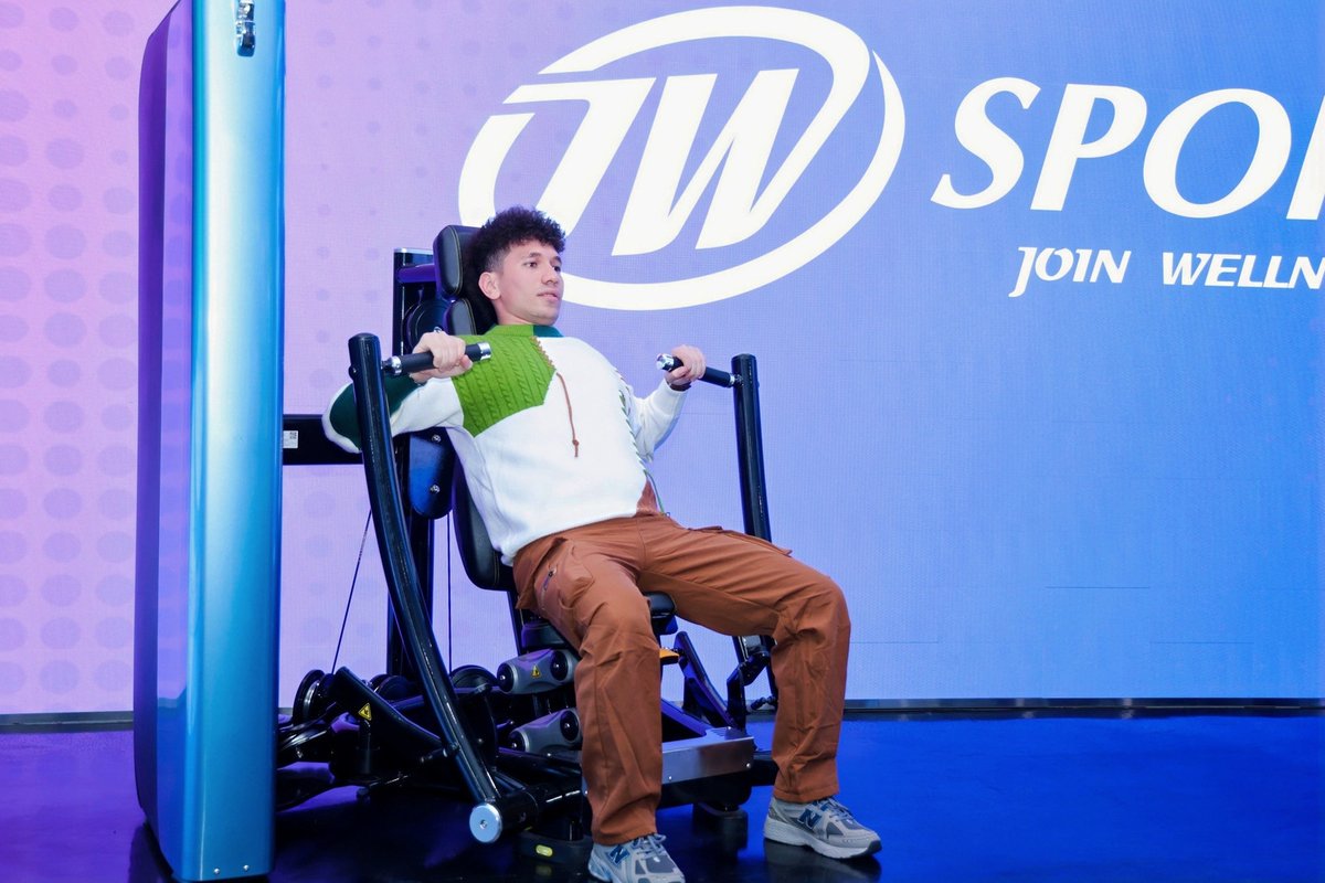 LinpingStyle's tweet image. 😍Students from Zhejiang Sci-Tech University and Zhejiang Gongshang University visited the Linping Intelligent Manufacturing Branding Center, where creativity meets technology and ideas turn into global influence. 🌍✨
#Hangzhou #Linping #Innovation #IntelligentManufacturing