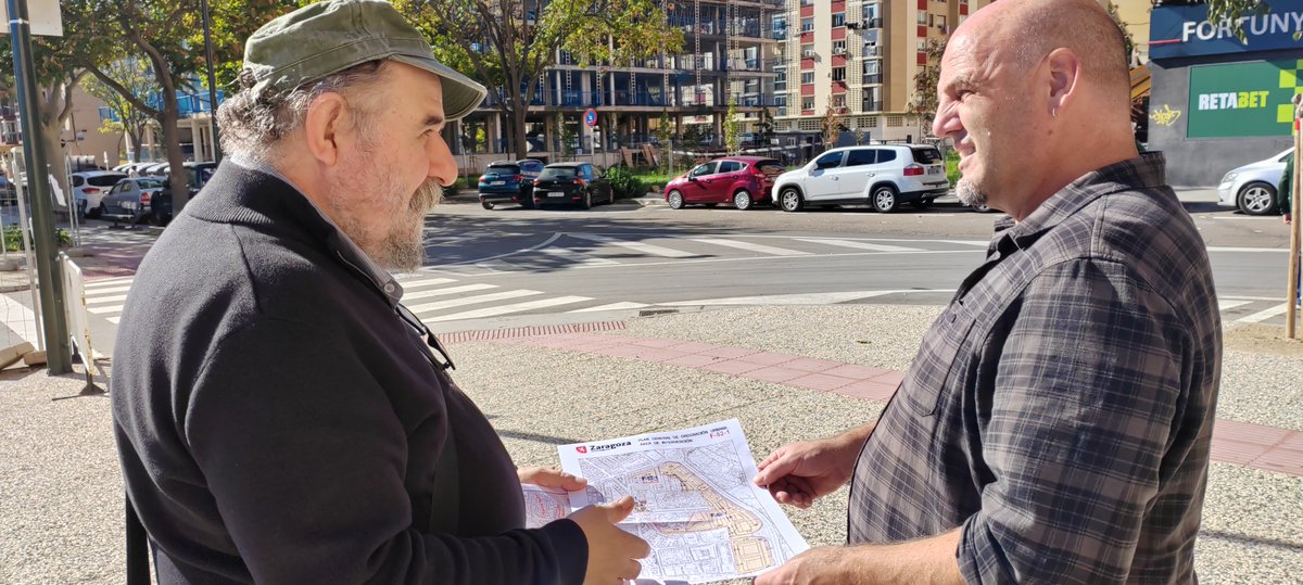Visitamos la Jota de la mano de la asociación vecinal.

El desarrollo urbanístico no se está viendo acompañado de equipamientos y medidas que garanticen la calidad de los servicios públicos municipales y el centro de salud.

Hay que actuar ya para que no afecte los vecinos/as.