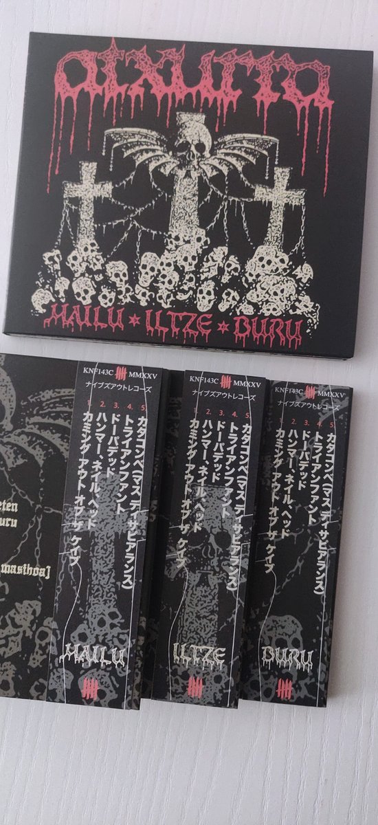 getknivesout's tweet photo. For immediate release :
ATXURRA outta Basque Country for their debut EP "Mailu * Iltze * Buru"
https://t.co/a7qu5HoPo8
#knivesoutrecords #knivesoutz #knvz #atxurra #mailuiltzeburu #deathmetal #basquecountry #obi #sludge #reprisal #obistrip #paris #knivesout #japaneseobi https://t.co/kyEms4APQH
