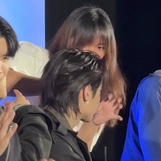 yourjujuwithme_'s tweet image. ท่าที่บรีฟ                                                  สิ่งที่ได้
น่ารักที่สุดในดวงใจ😭น้องจาว่าเป็นแงวที่น่ารักที่สุดในใจ😾💖🤲🏻ตั้งใจไปงานนี้เพื่อไปหาจาว่าเลยนะค้าบดีใจที่ได้เจอกันนะค้าบไว้เจอกันอีก💖🤏🏻
#javabh @javabh28