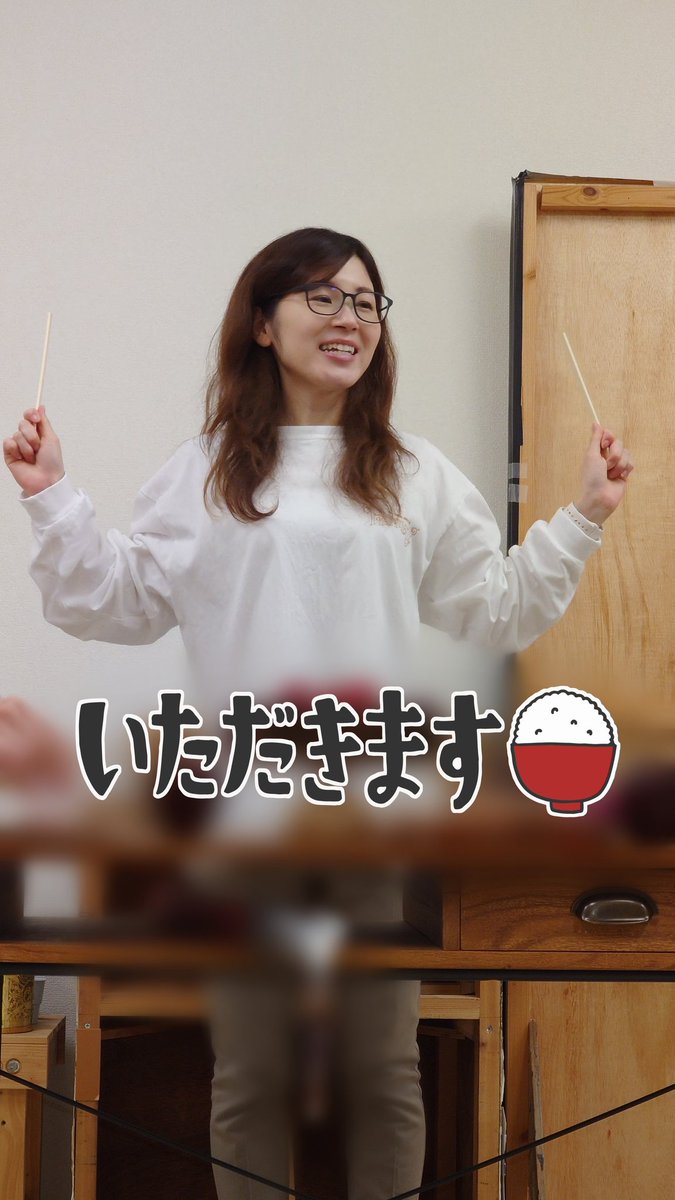 WorksFox's tweet photo. こんばんは🌙10月も今週で終わりですね🎃🦇🕸
今日はディスカッション多めの稽古でございます。たくさん話し合って合わせあって……
3章楽しい… コメディって難しい…楽しい…3章盛り上げたい…😎⤴️
明日の稽古が楽しみだ
#惑星と薄明
#FOXWORKS
#ホシハク https://t.co/BQBRuWnmIe