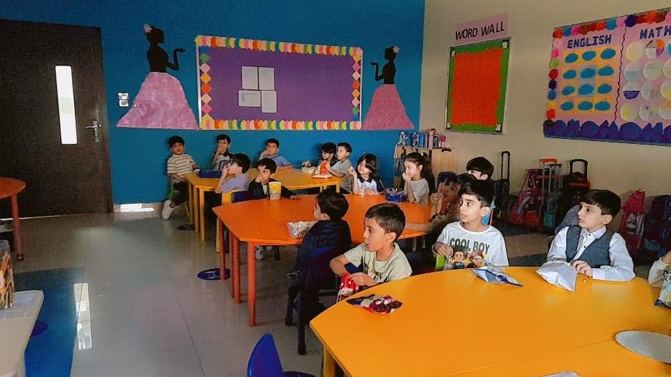 PamirSharjah's tweet image. 🎬✨ Movie &amp;amp; Popcorn Day – KG Section | 9-10-2025 ✨🍿

Our little Pamirians from the Kindergarten Section had a cozy and fun-filled Movie &amp;amp; Popcorn Day! 🎥💖

#PamirPride #MovieDay #PopcornFun #KindergartenJoy #HappyHearts #SchoolSmiles