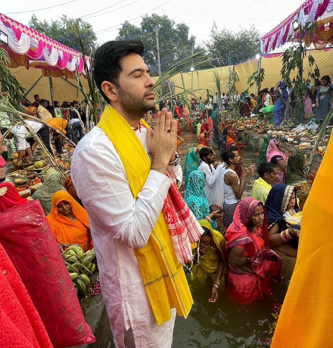 raghav_chadha's tweet image. आप सभी को छठ पूजा के पावन पर्व की हार्दिक शुभकामनाएँ। आस्था और तपस्या के इस उत्सव में छठी मैया की कृपा हम सभी के परिवारों पर बनी रहे।