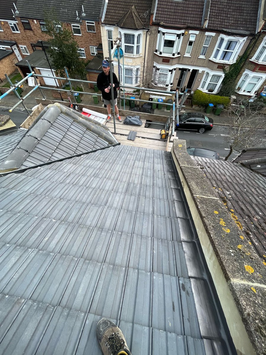 scj roofing solutions tweet media