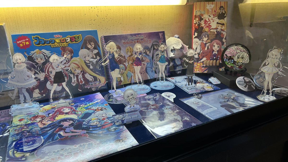 眠ってたガラスケースを純子の為に復活させた！足らん💦でも満足です😄
#ゾンビランドサガ